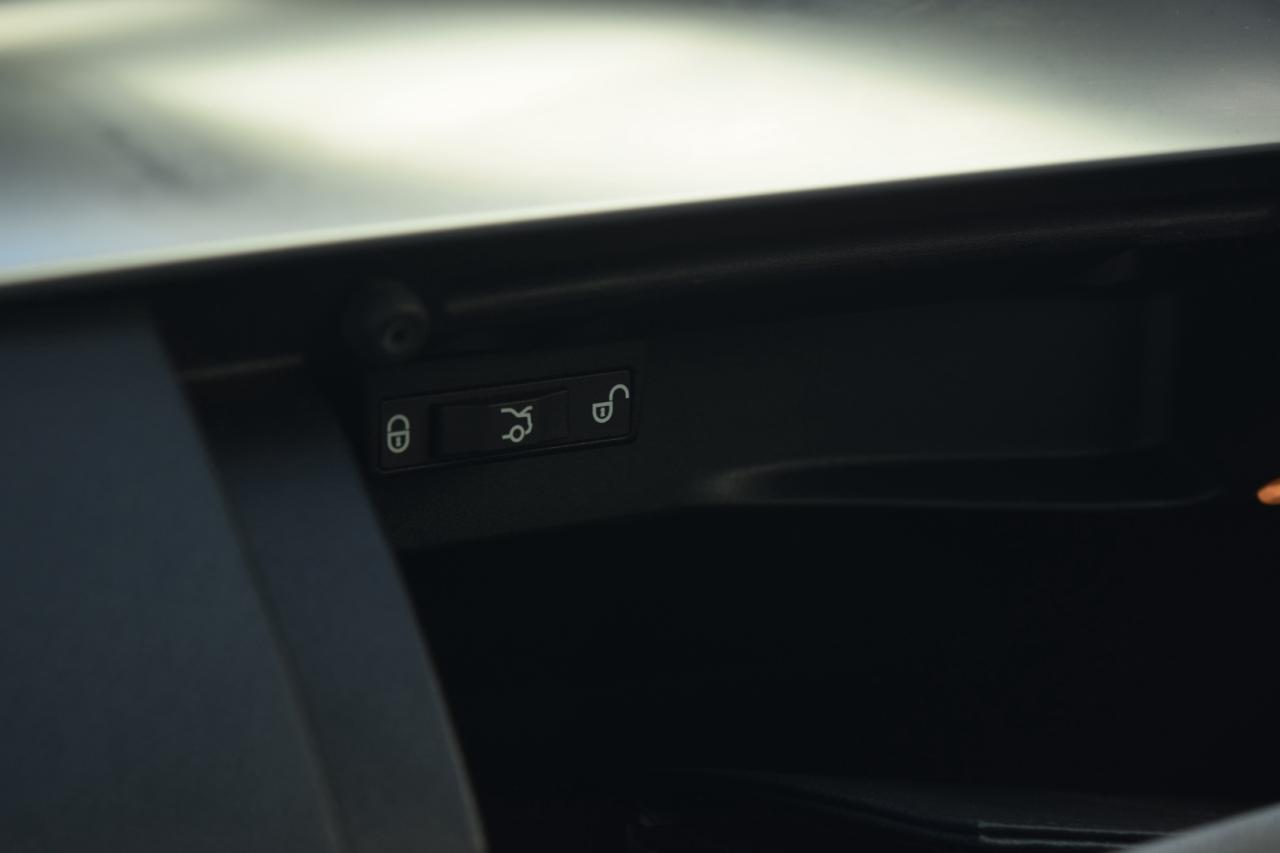 12547211