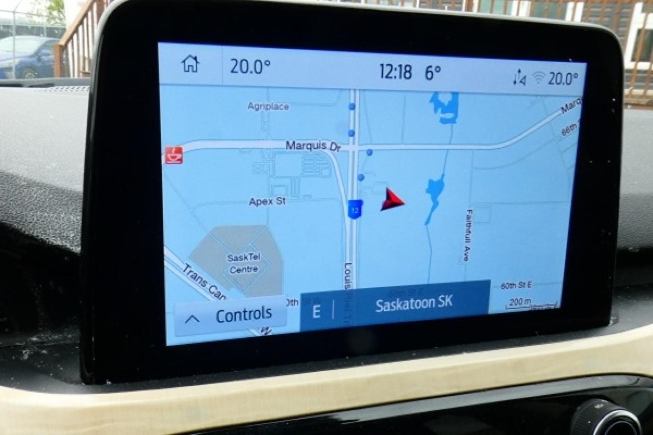 2022 Ford Escape Titanium Plug-In Hybrid w/Htd L, pano S/R, NAV,BUC - Photo #14