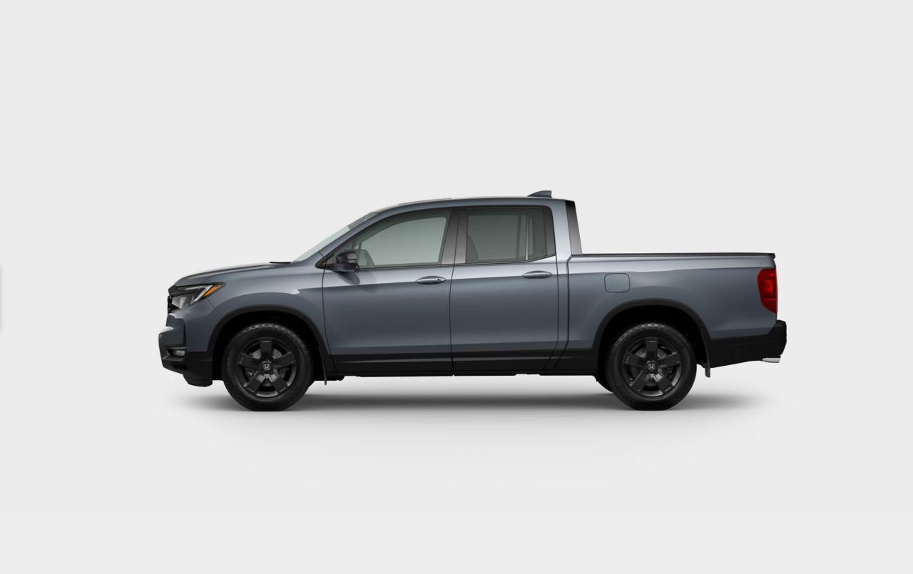 2025 Honda Ridgeline Black Edition Photo1