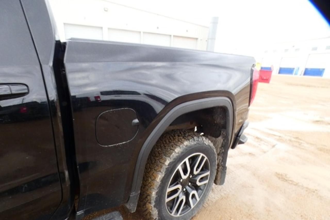 2023 GMC Sierra 1500 AT4 6.2L V8 w/H&C L, S/R, NAV rdy, BUC - Photo #26
