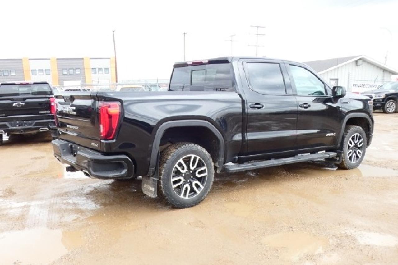 2023 GMC Sierra 1500 AT4 6.2L V8 w/H&C L, S/R, NAV rdy, BUC - Photo #6
