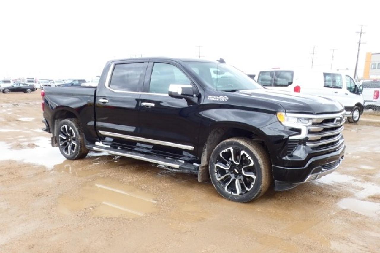 2024 Chevrolet Silverado 1500 High Country w/H&C l, S/R, NAV, RVM+BUC, HUD - Photo #4