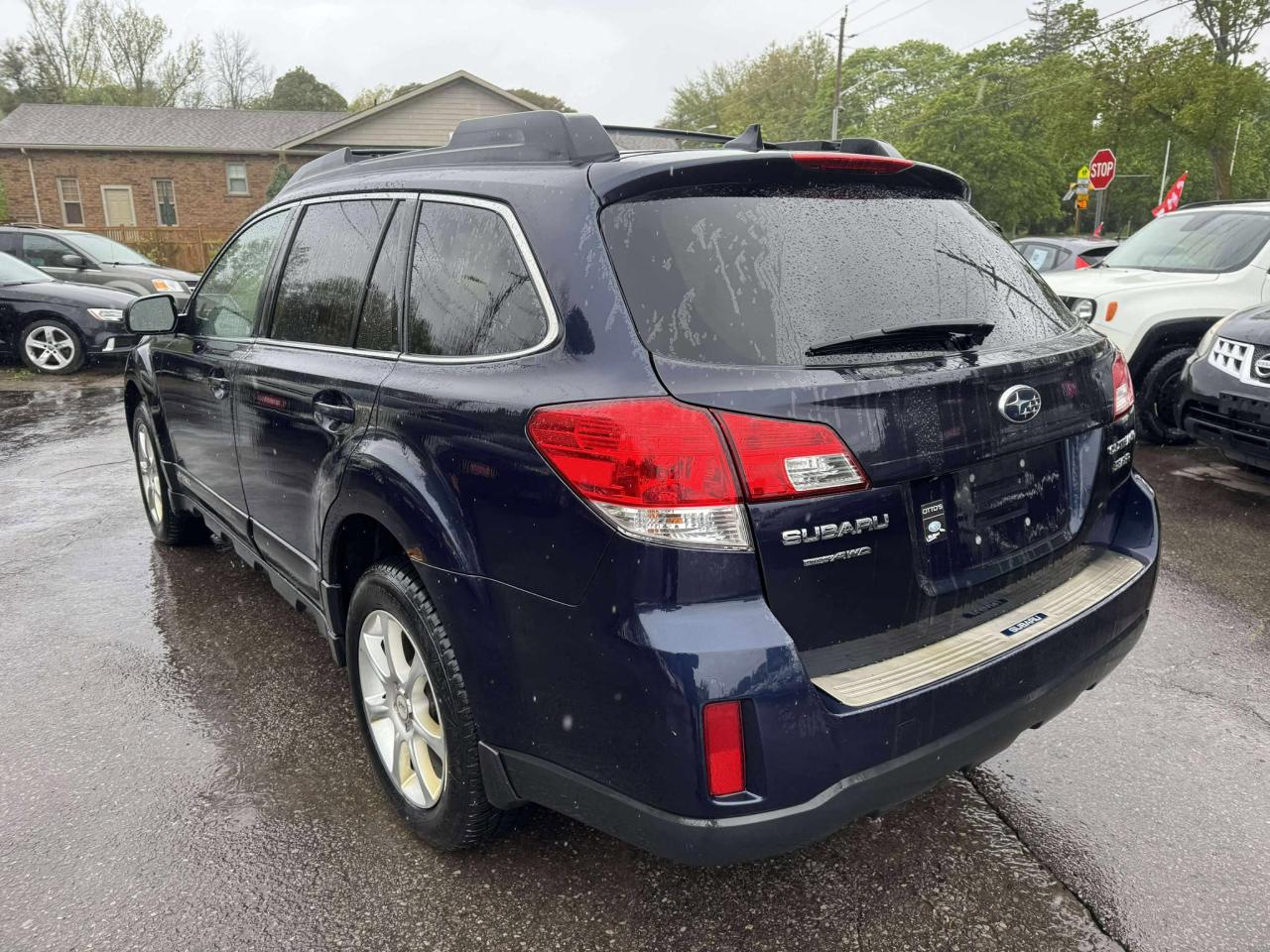 2013 Subaru Outback 3.6R w/Limited Pkg - Photo #5