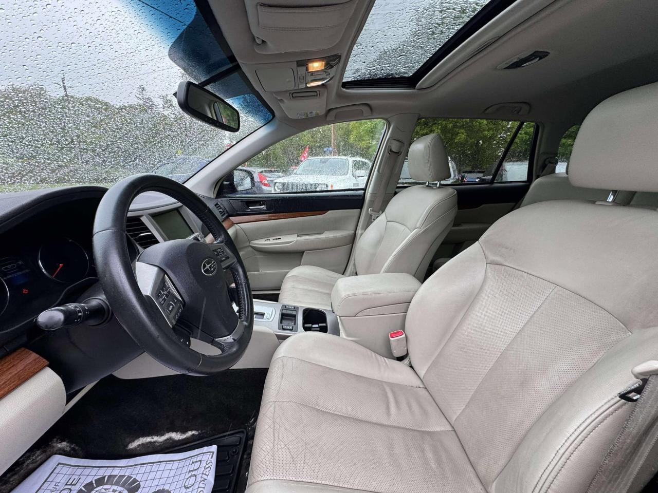 2013 Subaru Outback 3.6R w/Limited Pkg - Photo #13