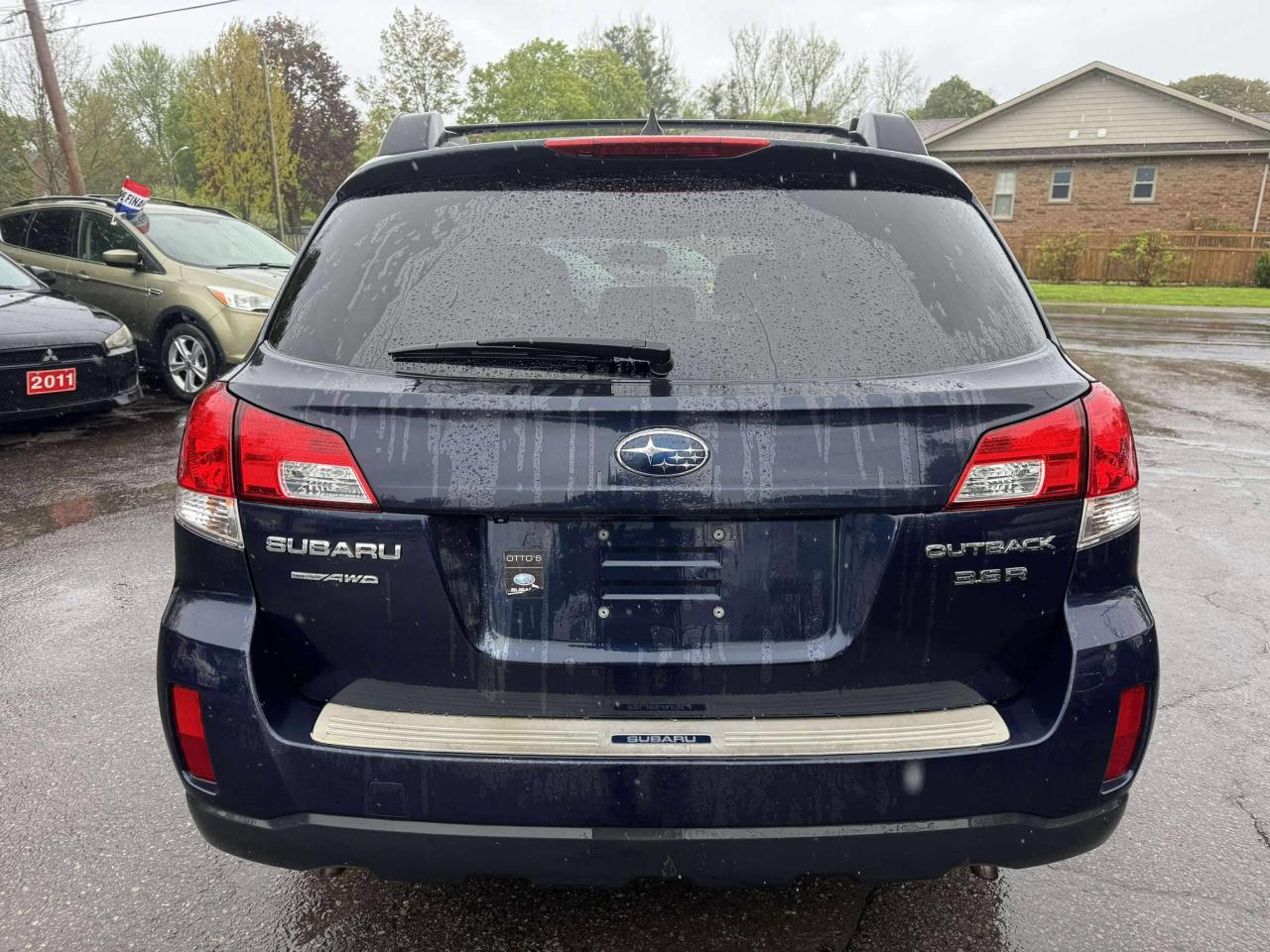 2013 Subaru Outback 3.6R w/Limited Pkg - Photo #6