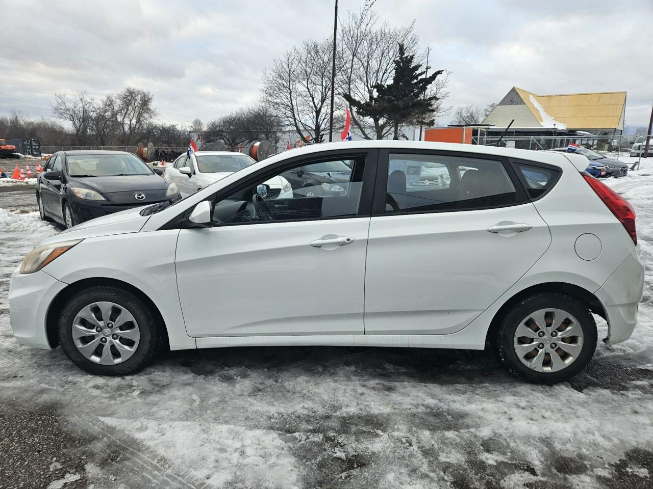 2016 Hyundai Accent GL Photo