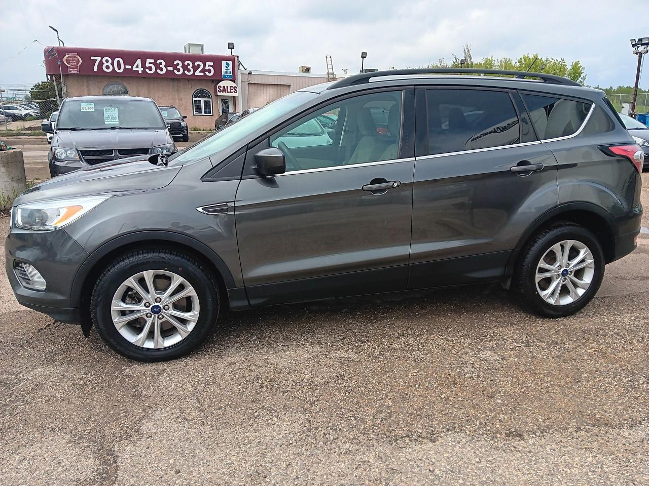 2018 Ford Escape SE AWD Large BU Cam Keyless Entry Power Seat - Photo #4