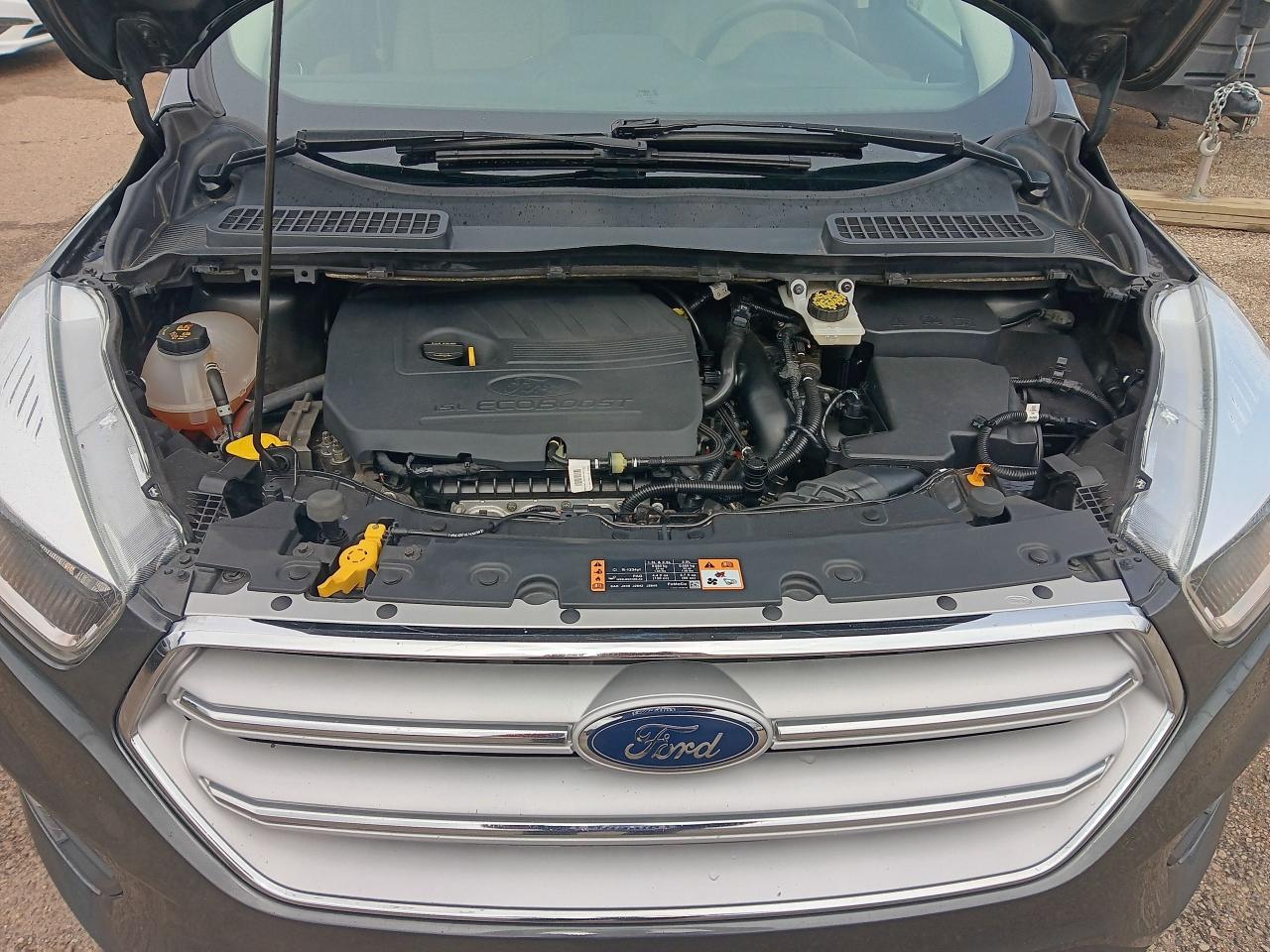 2018 Ford Escape SE AWD Large BU Cam Keyless Entry Power Seat - Photo #5