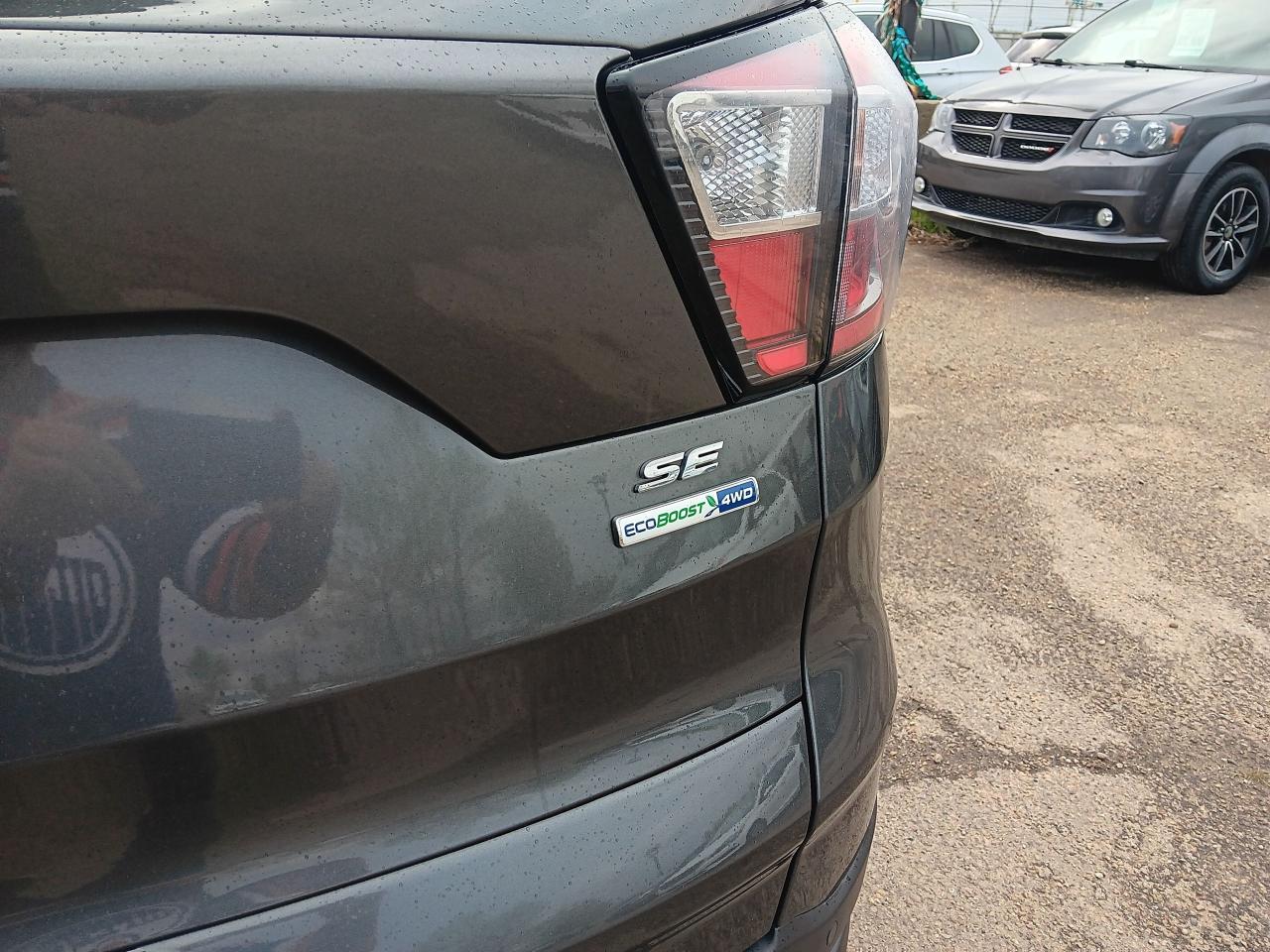 2018 Ford Escape SE AWD Large BU Cam Keyless Entry Power Seat - Photo #7
