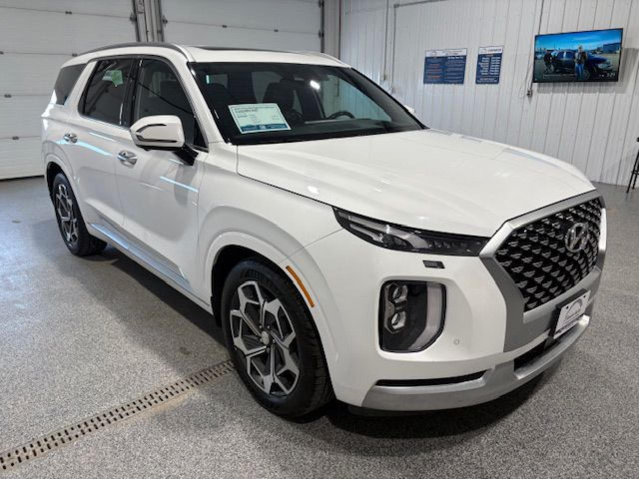 Used 2021 Hyundai PALISADE Ultimate Calligraphy AWD #Apple CarPlay for sale in Brandon, MB