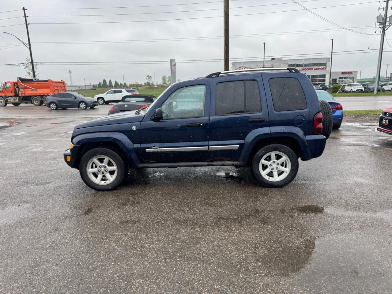 2007 Jeep Liberty AS IS, Limited Edition, RUNS WELL, 4X4 - Photo #2