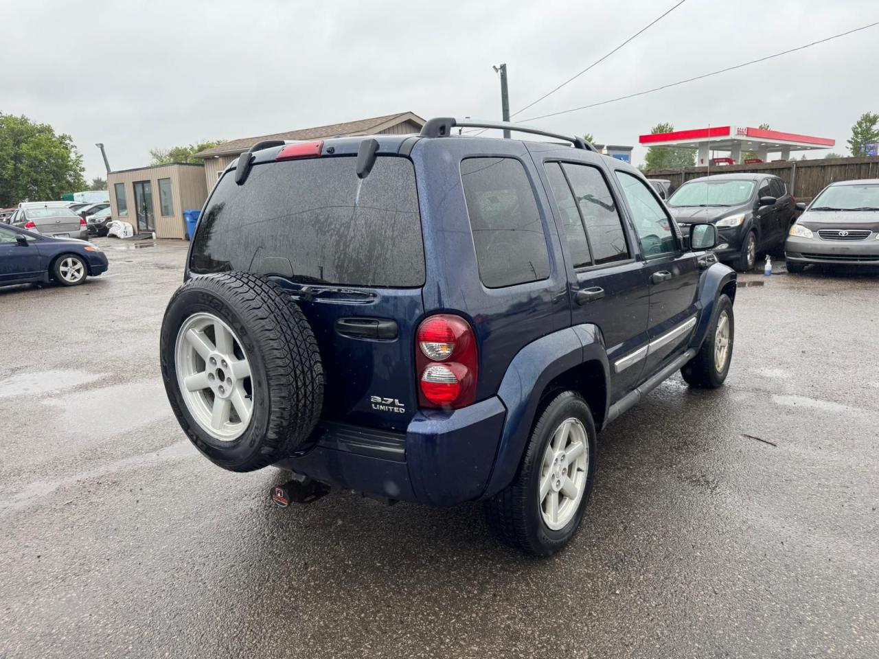2007 Jeep Liberty AS IS, Limited Edition, RUNS WELL, 4X4 - Photo #5
