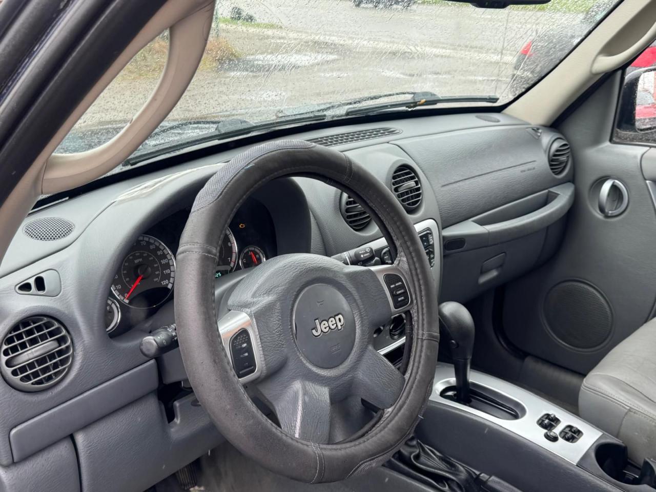 2007 Jeep Liberty AS IS, Limited Edition, RUNS WELL, 4X4 - Photo #12