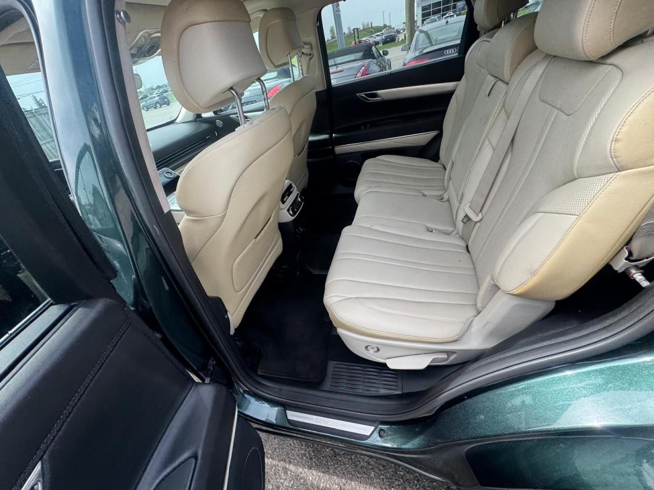 2022 Genesis GV80 2.5T Advanced - Photo #14