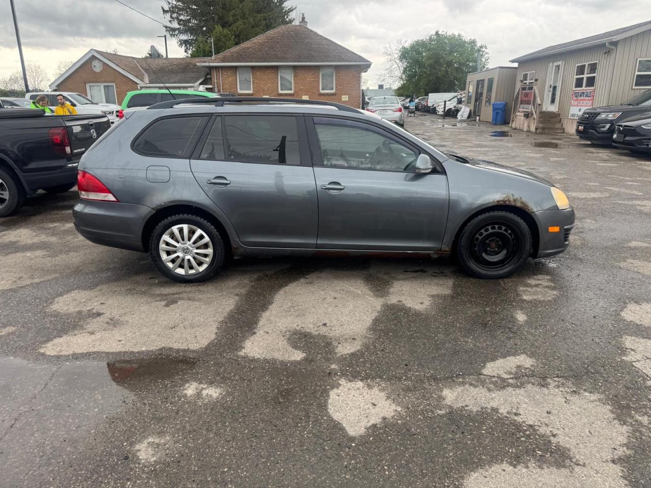 2009 Volkswagen Jetta Wagon trendline - Photo #6