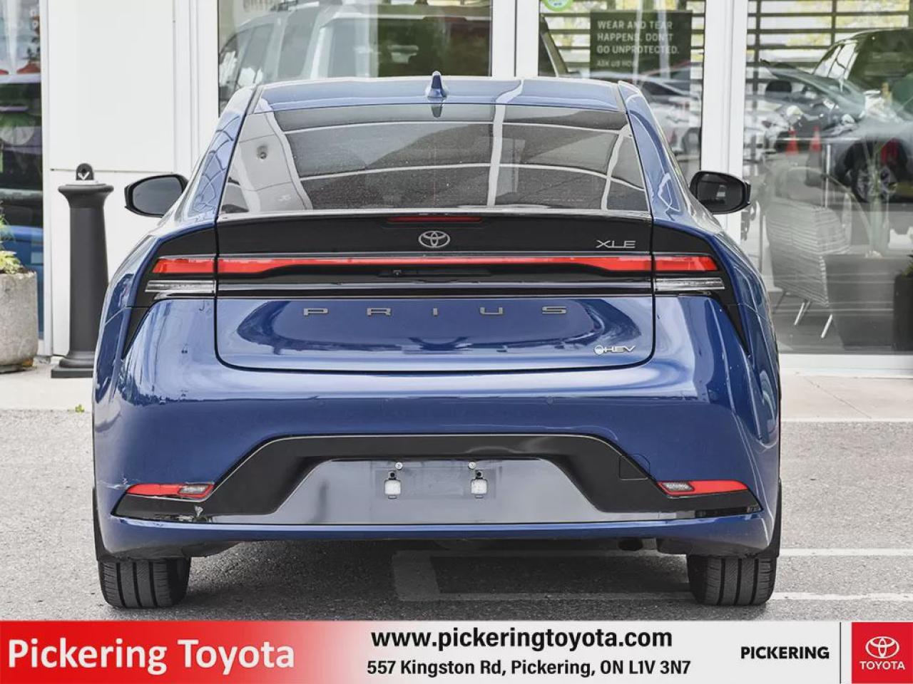 2024 Toyota Prius XLE Photo4