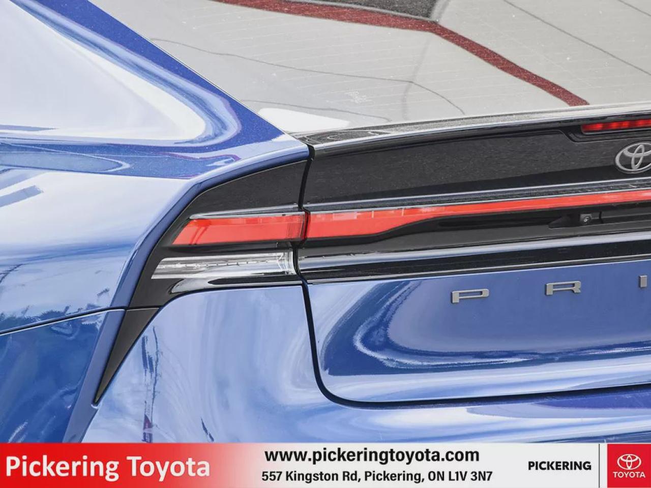 2024 Toyota Prius XLE Photo3