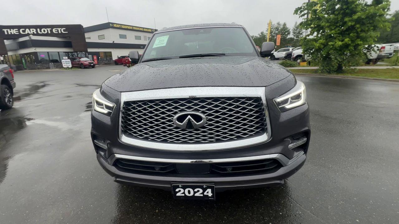 2024 Infiniti QX80 LUXE 8 Passenger PREVIOUS DAILY RENTAL - 3RD ROW 8 PASSENGER, SUNROOF, REAR SEAT DUAL TVS, HEATED LEATHER SEATS! Photo2