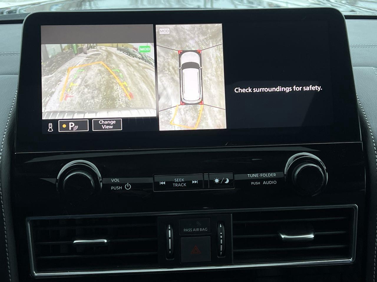 2024 Infiniti QX80 LUXE 8 Passenger PREVIOUS DAILY RENTAL - 3RD ROW 8 PASSENGER, SUNROOF, REAR SEAT DUAL TVS, HEATED LEATHER SEATS! Photo