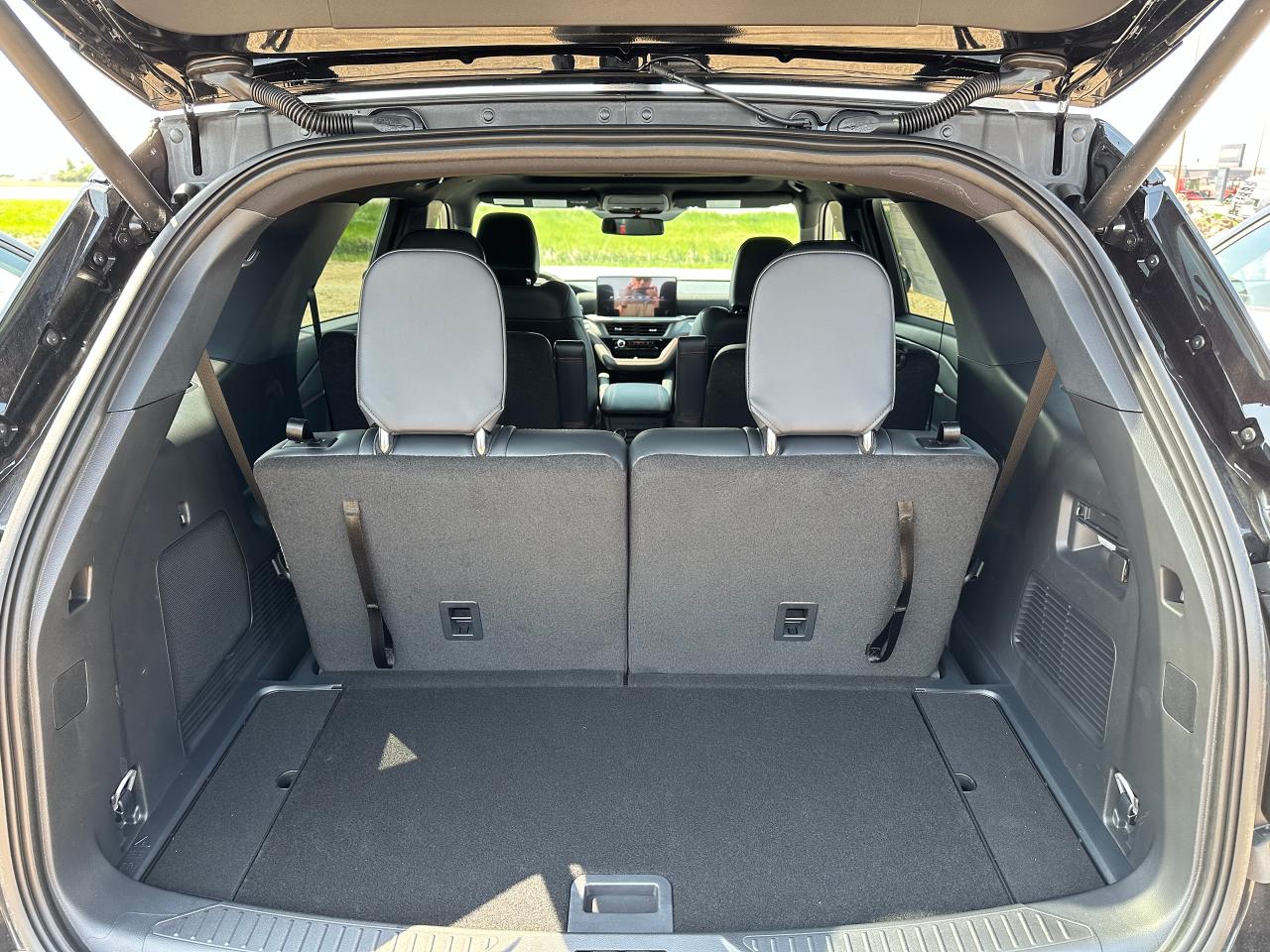 2025 Ford Explorer ST-LINE 4WD Photo5