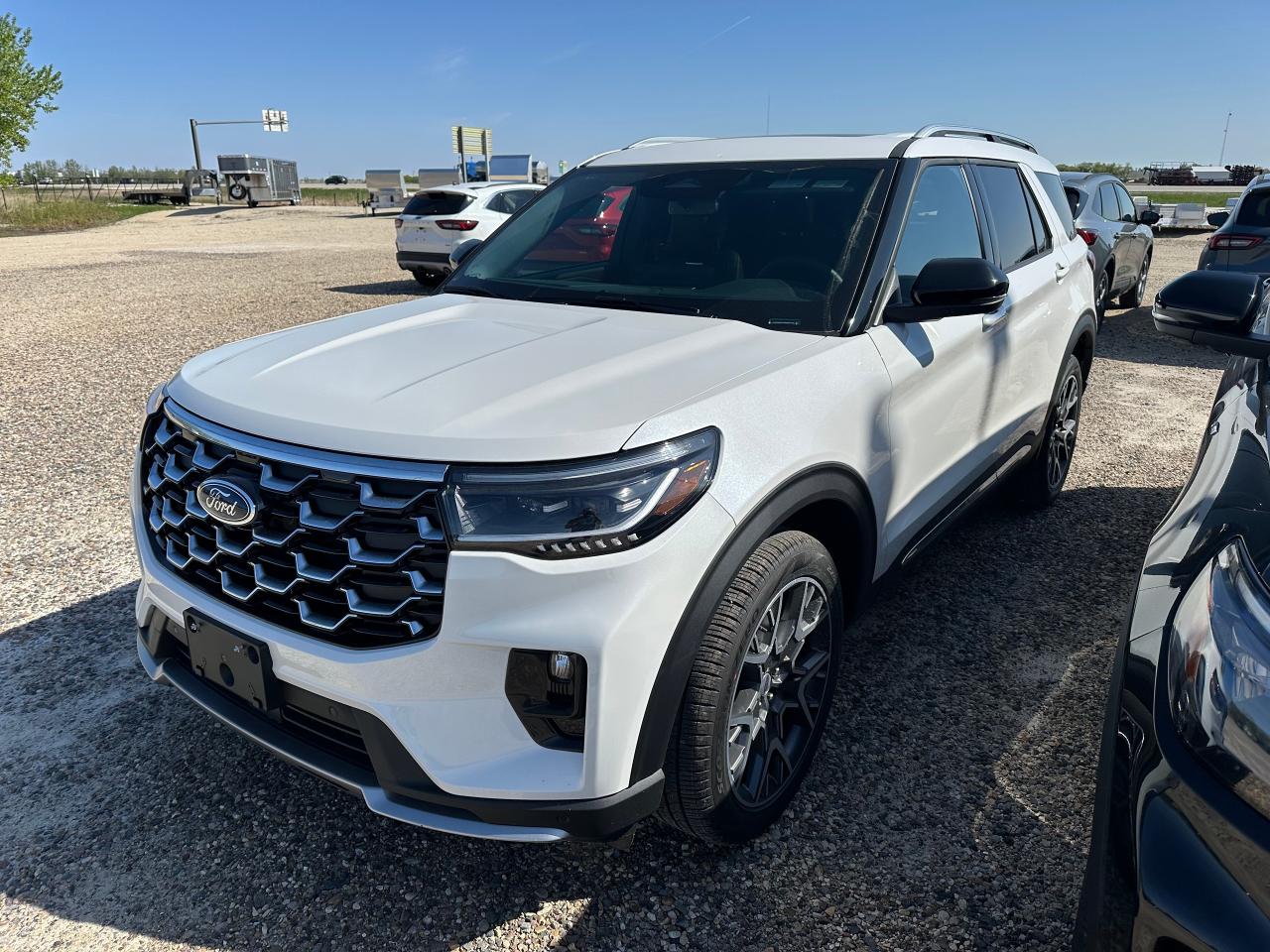 2025 Ford Explorer Platinum 4wd Photo