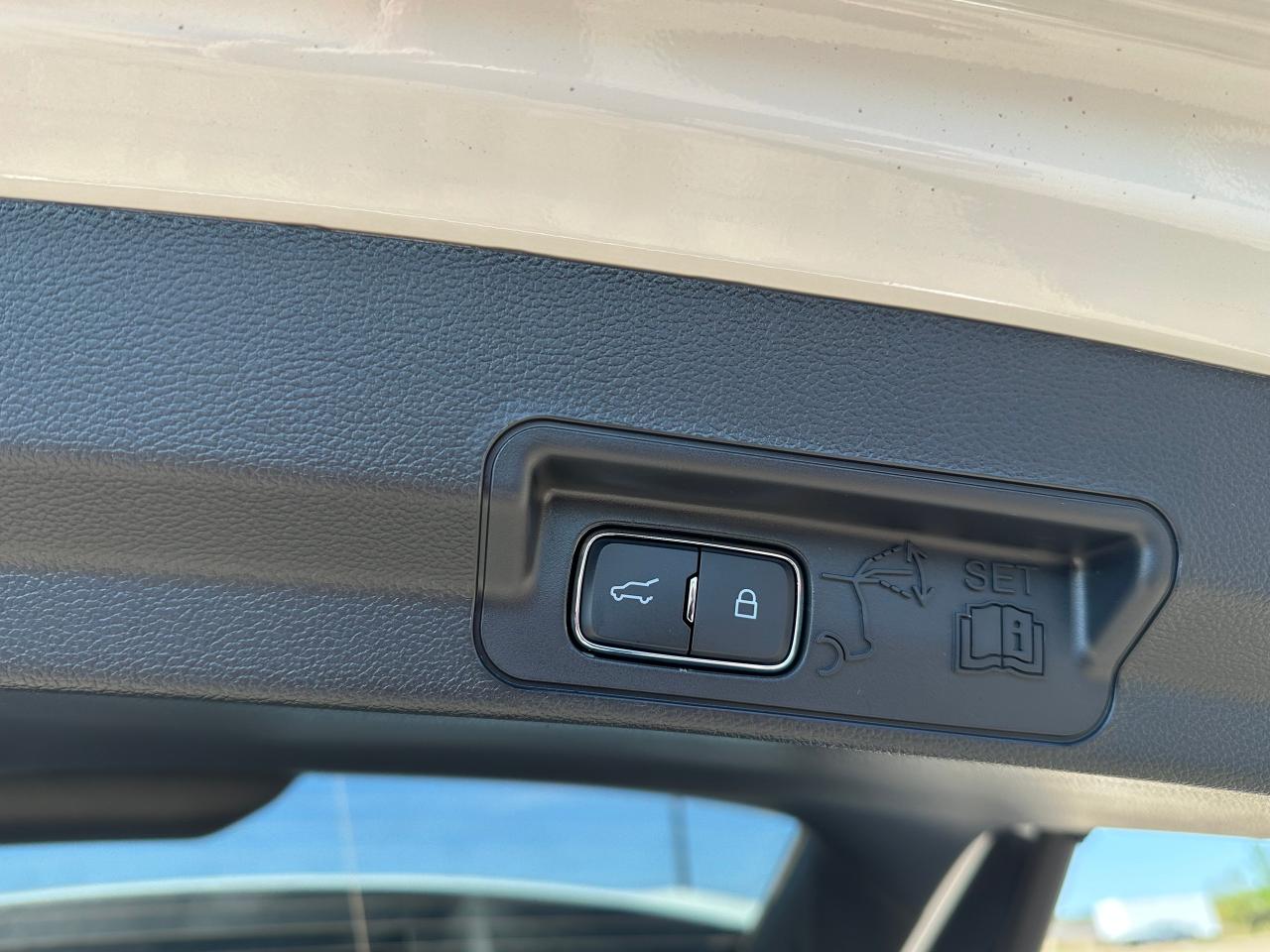 2025 Ford Explorer Platinum 4wd Photo5
