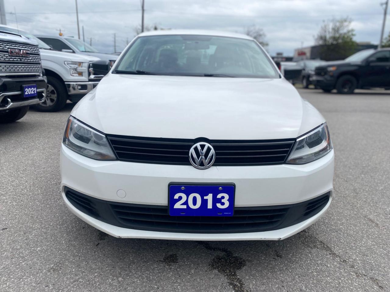 2013 Volkswagen Jetta Sedan Heated Seats ~Bluetooth ~ Power windows + Locks Photo4