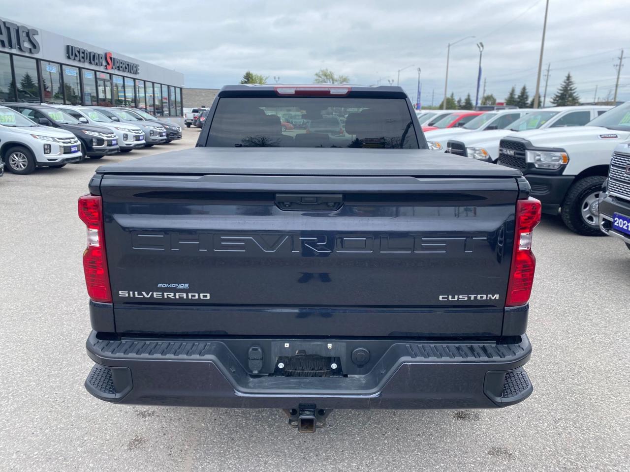 2022 Chevrolet Silverado 1500 Custom Crew Cab 4x4 ~Bluetooth ~Backup Camera Photo2