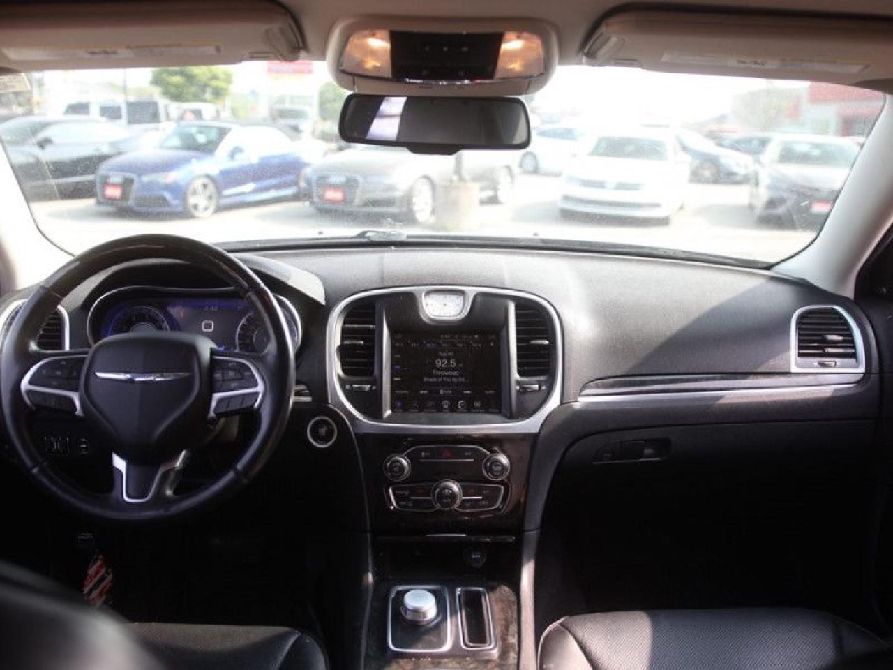 2016 Chrysler 300 C  **COOLED SEATS - ALL WHEEL DRIVE** Photo
