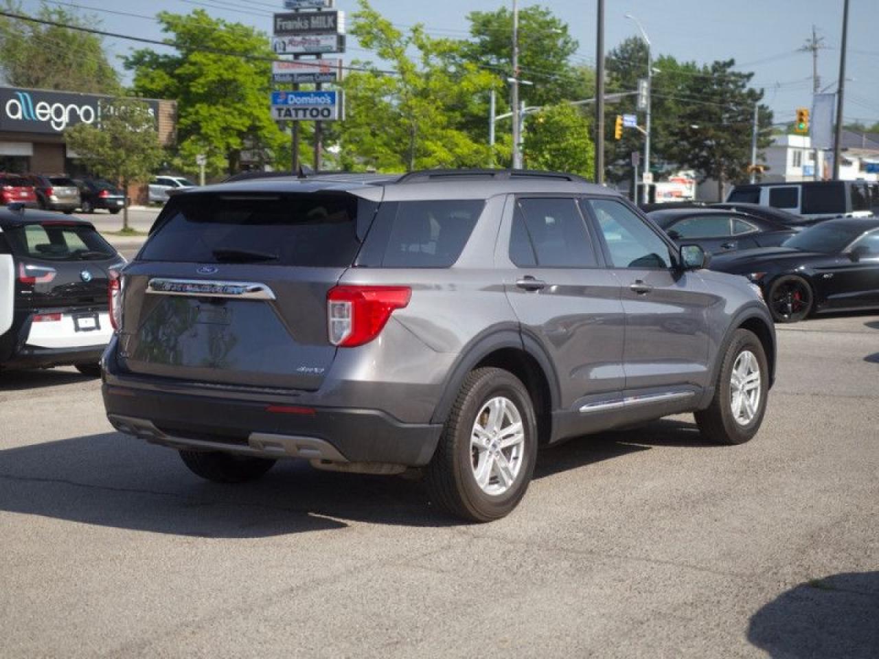 2022 Ford Explorer XLT  **TWIN ROOF - CO-PILOT360 ASSIST+** Photo3