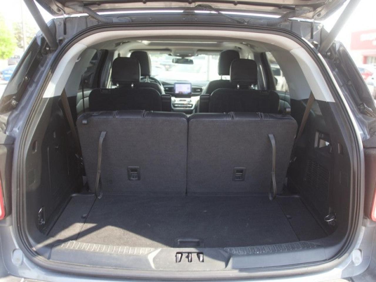 2022 Ford Explorer XLT  **TWIN ROOF - CO-PILOT360 ASSIST+** Photo