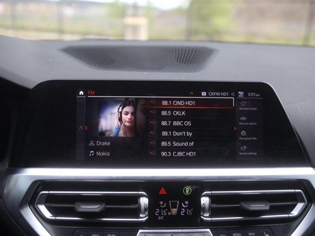 2022 BMW 4 Series 430i xDrive  **RED LEATHER** Photo