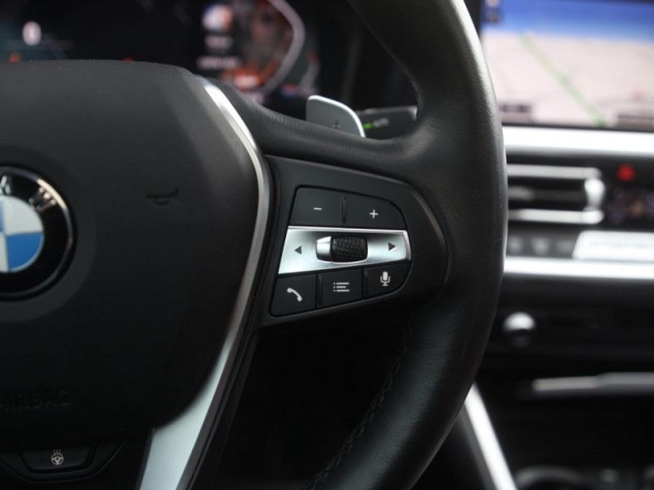 2022 BMW 4 Series 430i xDrive  **RED LEATHER** Photo