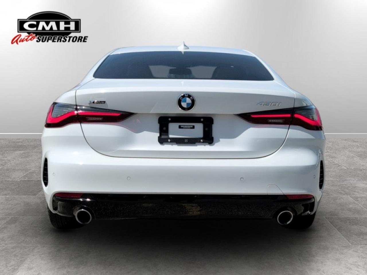 2022 BMW 4 Series 430i xDrive  **RED LEATHER** Photo