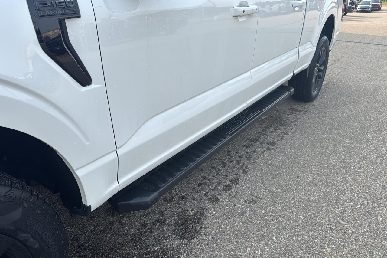 2025 Ford F-150 Lariat Photo5