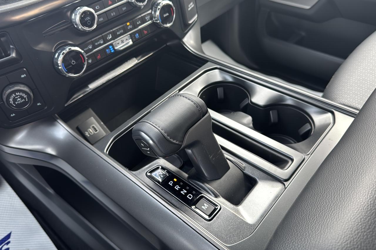 2025 Ford F-150 Lariat Photo5