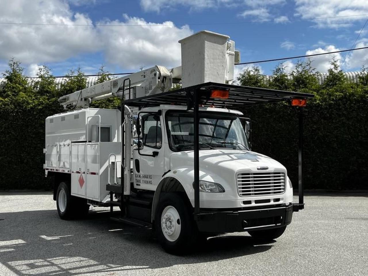 Used 2012 Freightliner M2106 Business Class Terex Bucket Dump Truck With Air Brakes Diesel for sale in Burnaby, BC