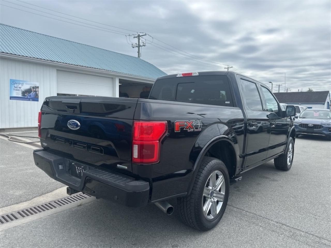 2019 Ford F-150 Lariat   - Leather Seats - Navigation Photo4