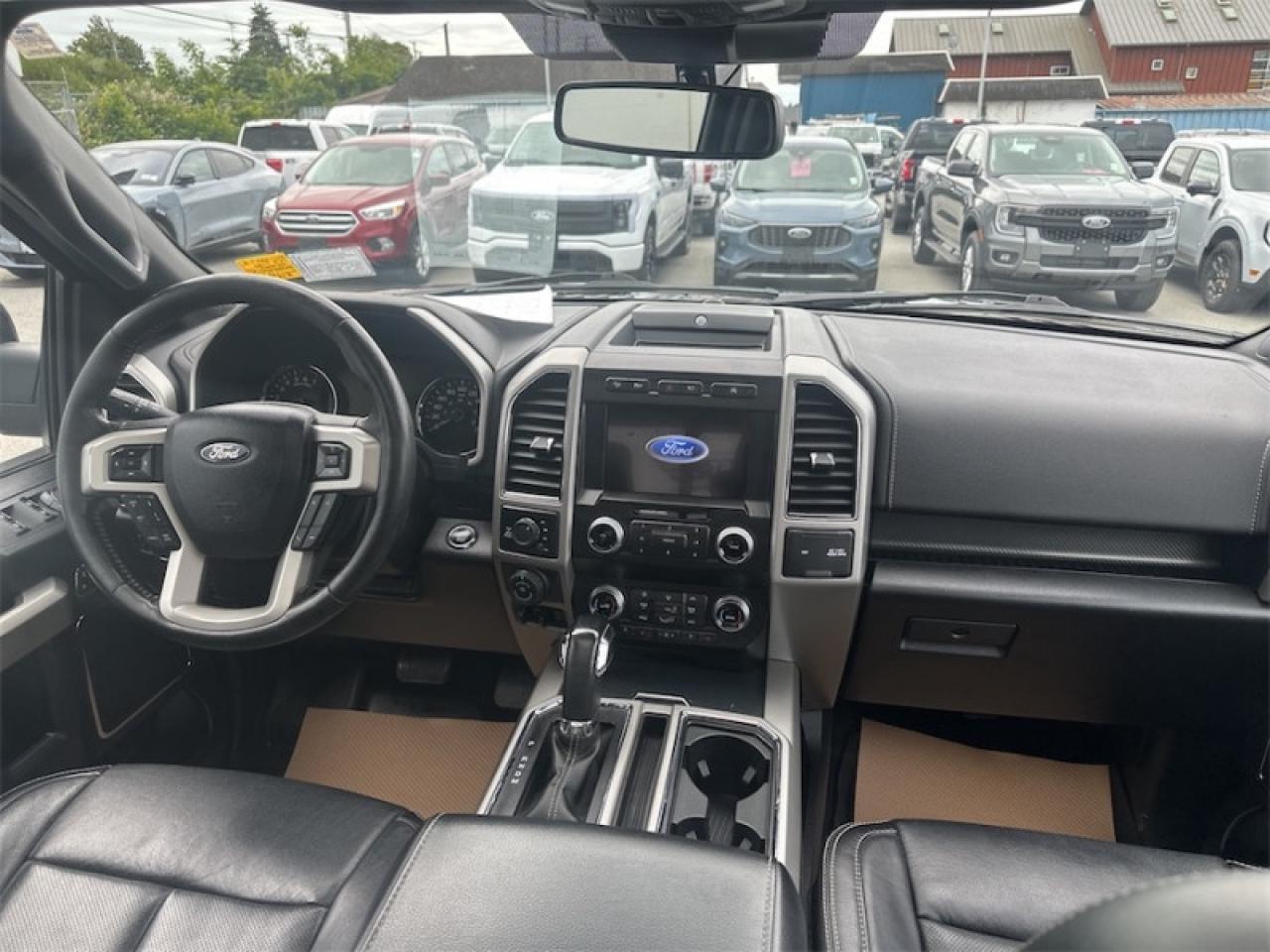 2019 Ford F-150 Lariat   - Leather Seats - Navigation Photo5