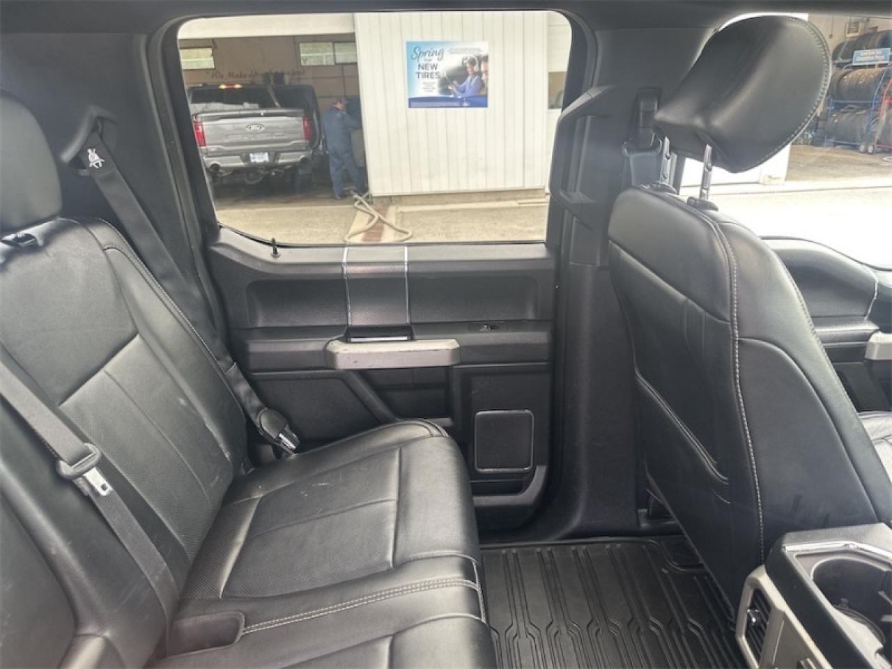 2019 Ford F-150 Lariat   - Leather Seats - Navigation Photo5