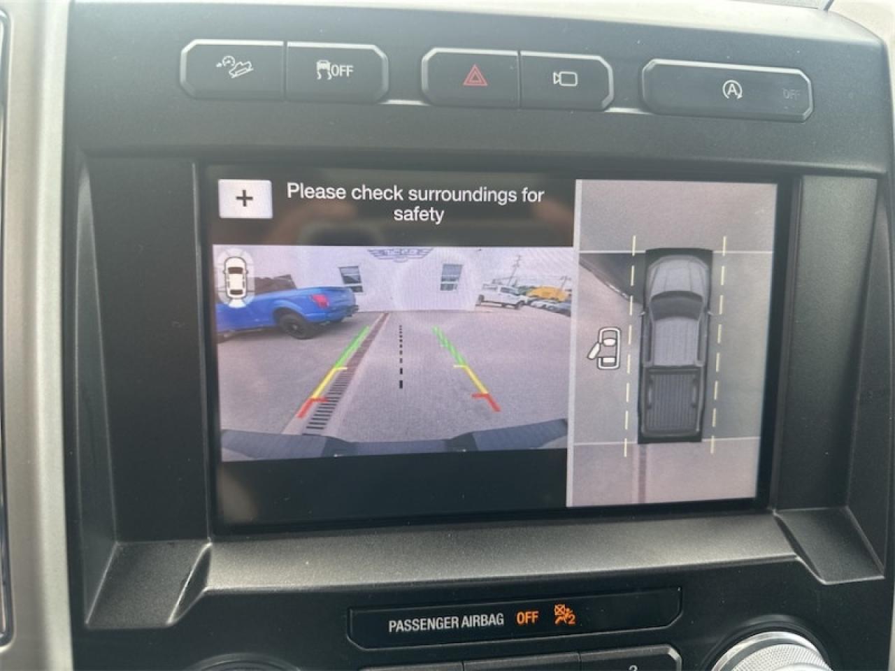 2019 Ford F-150 Lariat   - Leather Seats - Navigation Photo5