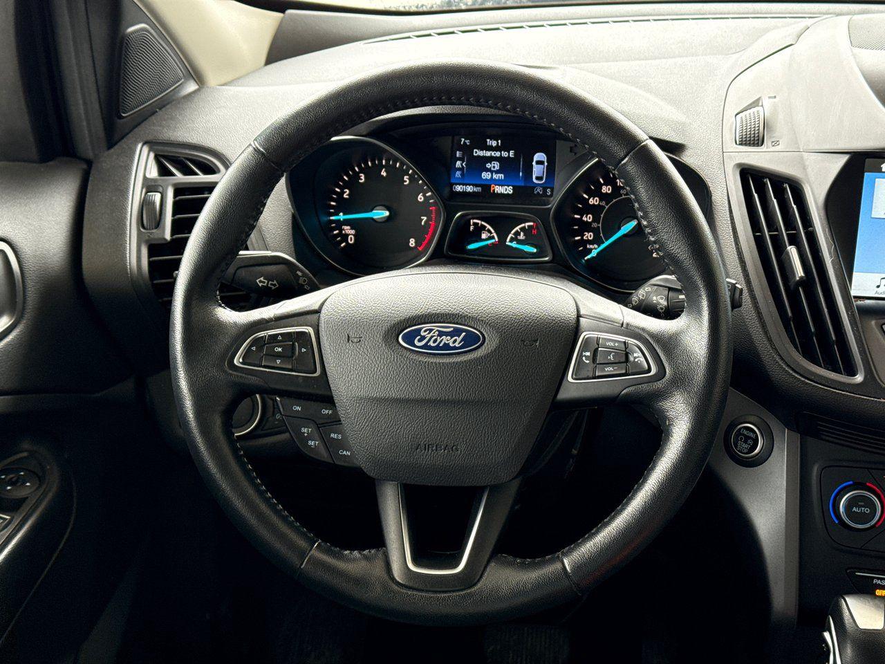 2019 Ford Escape SEL - Photo #14