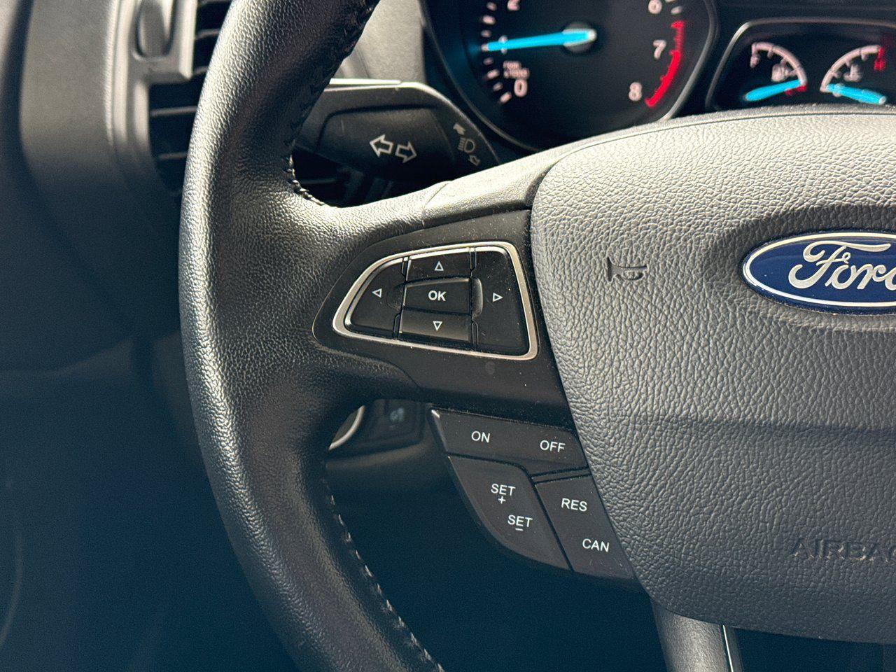 2019 Ford Escape SEL - Photo #18