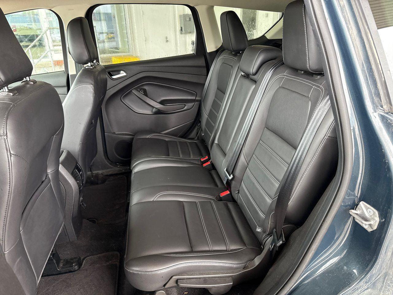 2019 Ford Escape SEL - Photo #22