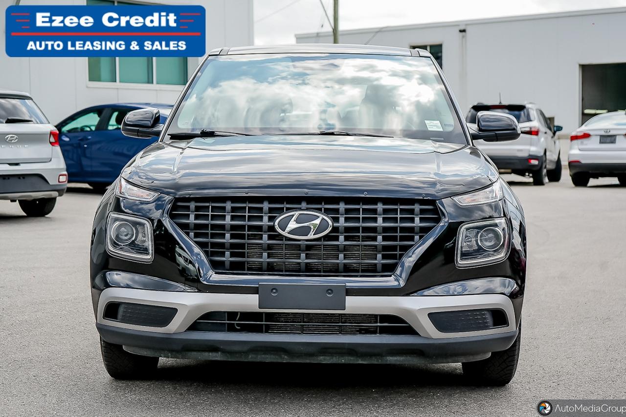 2022 Hyundai Venue Essential Photo36