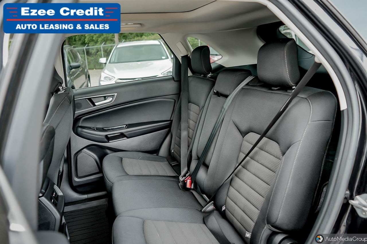 2019 Ford Edge SEL Photo40