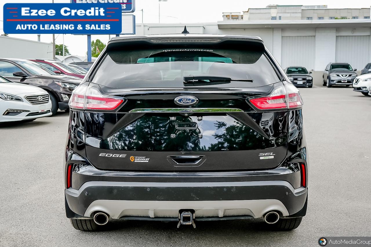 2019 Ford Edge SEL Photo5