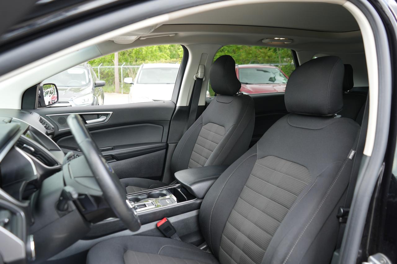 2019 Ford Edge SEL Photo
