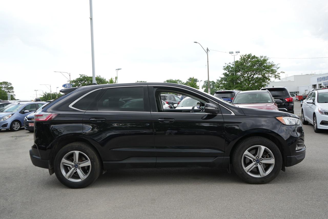 2019 Ford Edge SEL Photo
