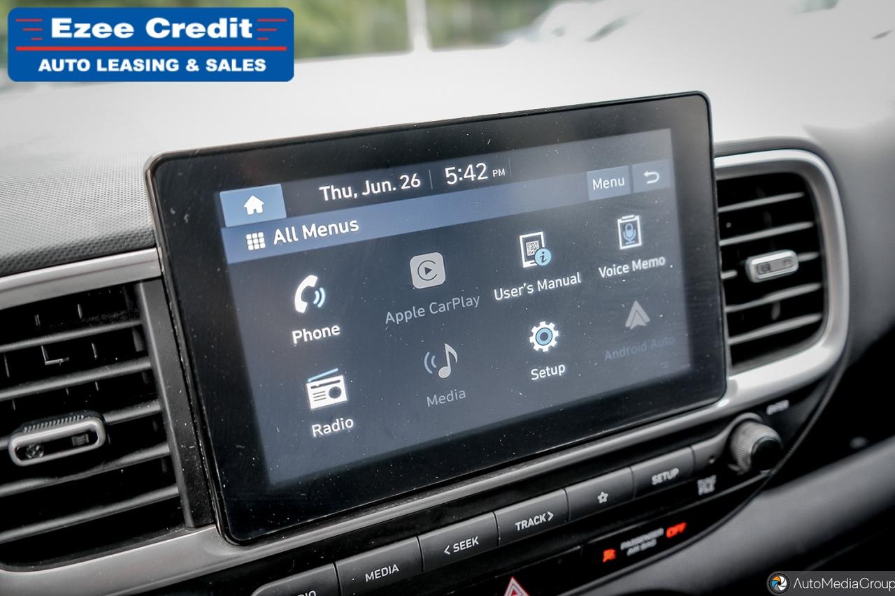 2020 Hyundai Venue Essential Photo